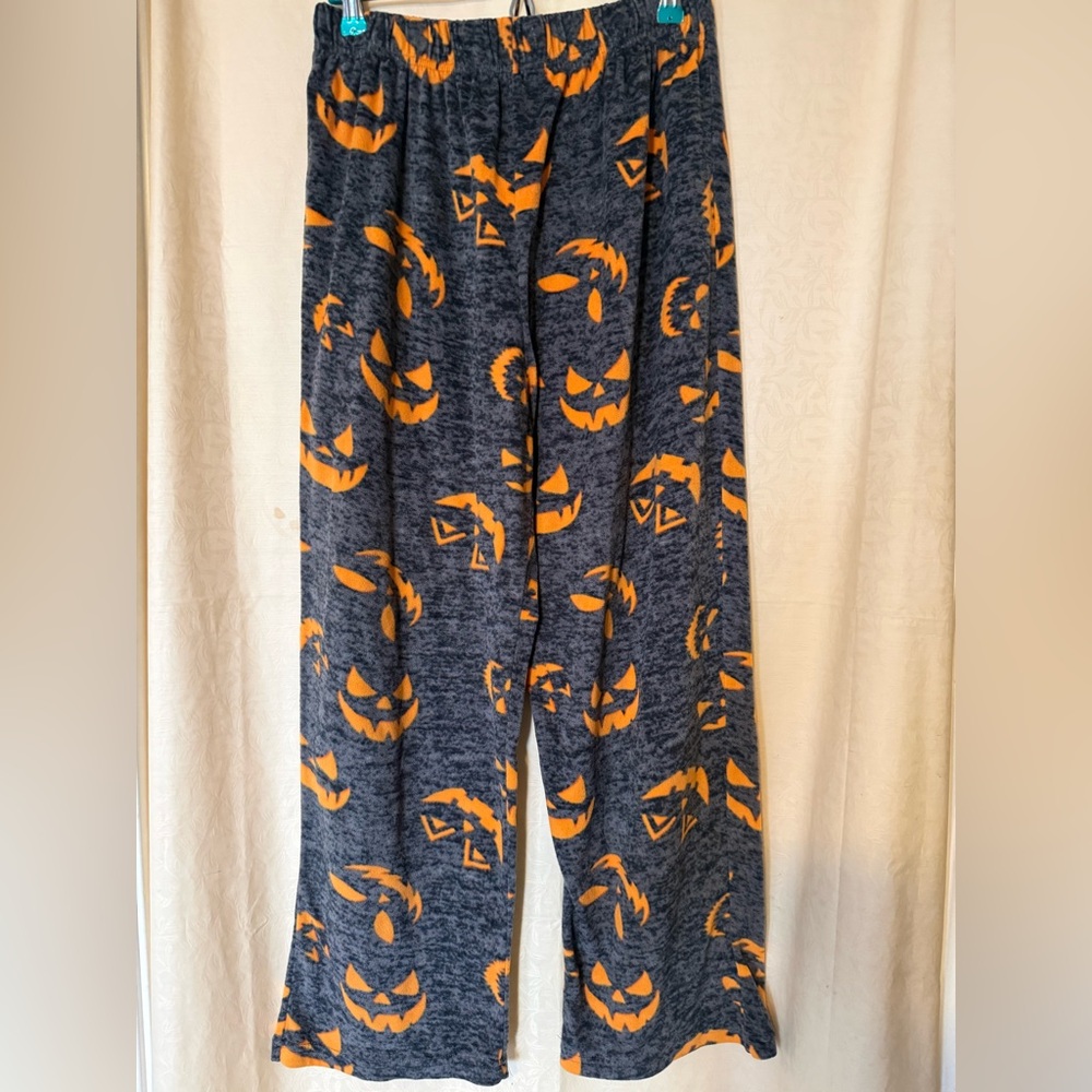 Halloween Pajama/Lounge Pants,Women’s Large Gray/Orange pumpkin Print PJ Pants